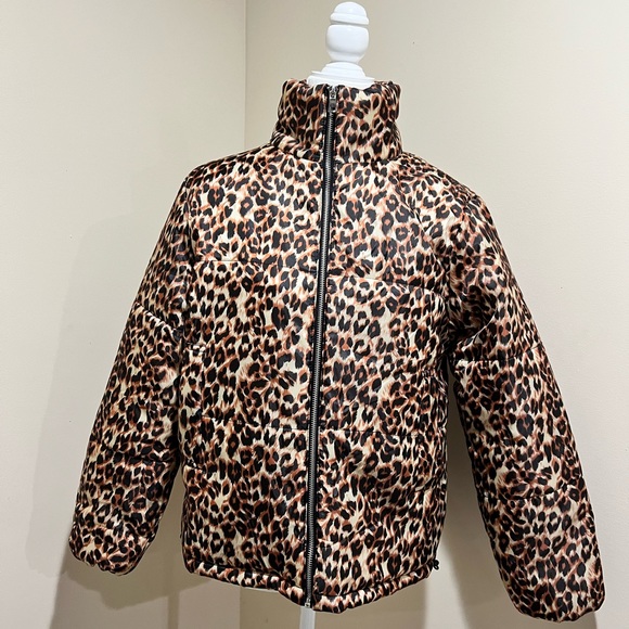 Cheetah Print light Jacket - Picture 4 of 5